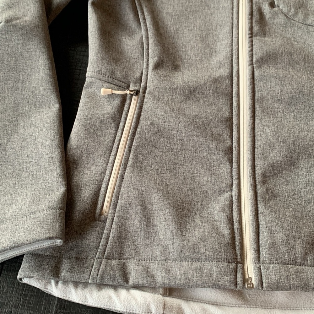 Nwot Northface Midweight Ski Jacket - image 2